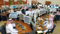 السعودية تفرض عقوبات مالية على من يوظف غير المواطنين في هذه المهن