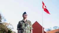 الدانمارك تقيل رئيس الأركان في جيشها على خلفية الهجمات في البحر الأحمر