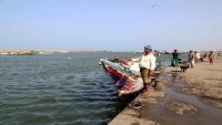 الحكومة تحذر من قوارب حوثية مفخخة على متنها دمى بهيئة صيادين