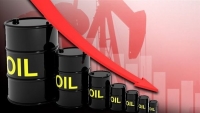 تراجع أسعار النفط بعد صعودها لأربعة أسابيع سنغافورة