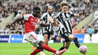 أرسنال ينتزع فوزا قاتلا من معقل نيوكاسل